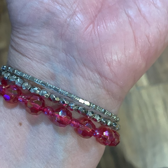 Three bracelets - Picture 3 of 5